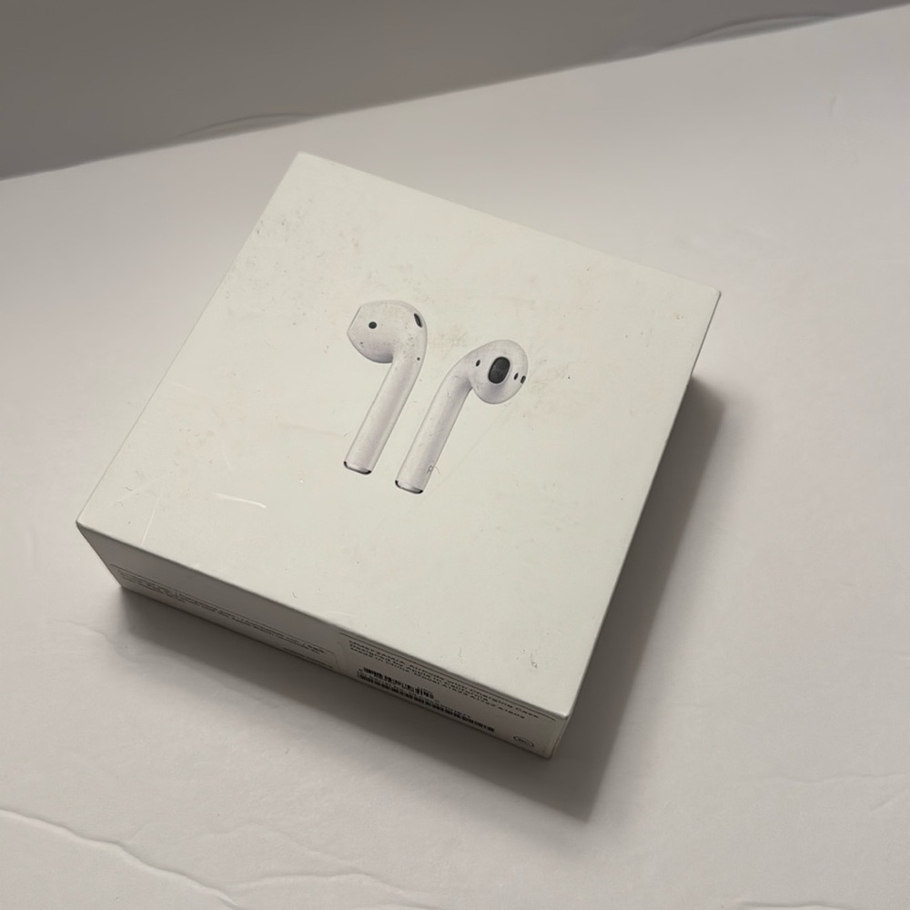 AIRPODS EMPTY BOX CASE ** only the empty box is for sale*